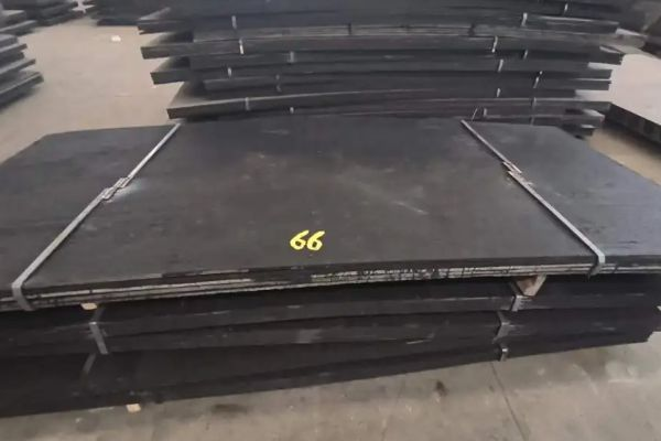 耐磨層Cr28弧形板 耐磨層Cr28弧形板